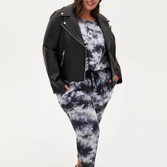 Torrid TIE DYE FRENCH TERRY ACTIVE SWEATSHIRT - Picture 3 of 6